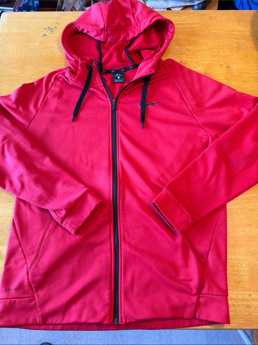 Nike Dri-Fit men’s zip up hoodie. Size Large